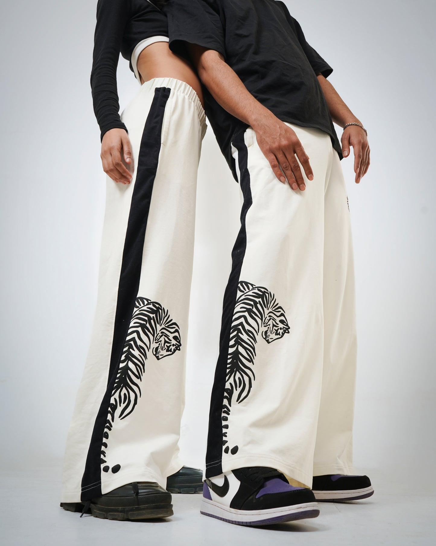 The MonoSplit Lowers